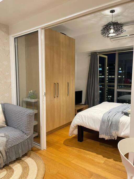 Апартаменти The Serene Escape Rockwell Makati City View 1Br Маніла Екстер'єр фото