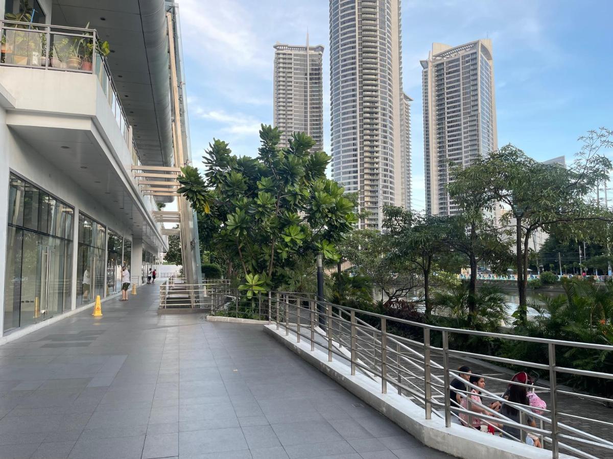 Апартаменти The Serene Escape Rockwell Makati City View 1Br Маніла Екстер'єр фото