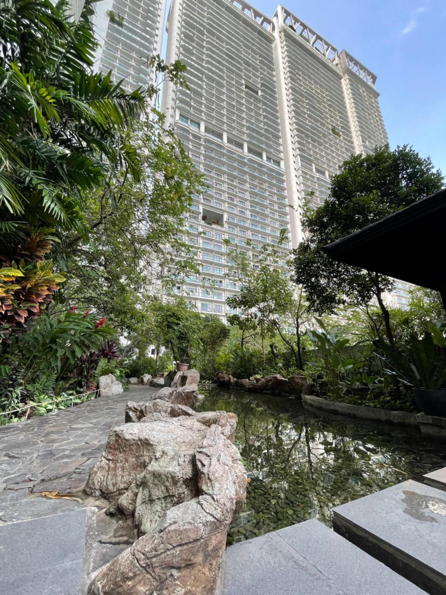 Апартаменти The Serene Escape Rockwell Makati City View 1Br Маніла Екстер'єр фото